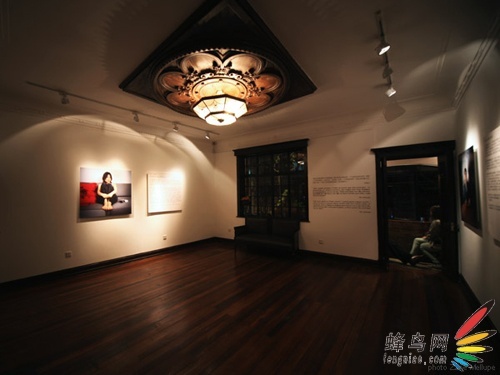 上海老洋楼里的艺法画廊