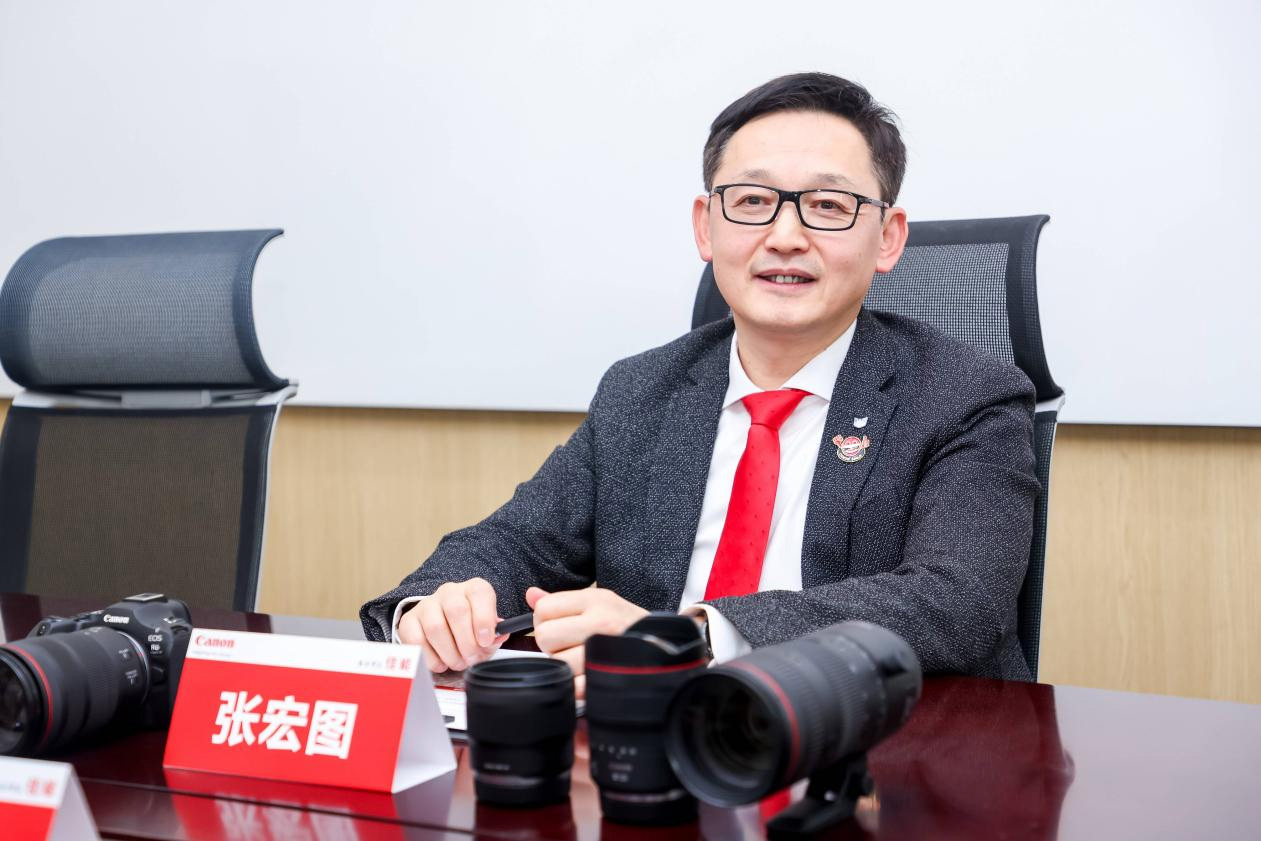 ����EOS R6 Mark III����������������һ��2.4��