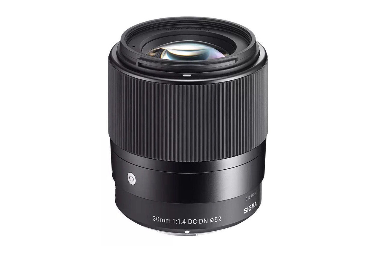 F1.4大光圈定焦头 适马30mm F1.4售价1559元