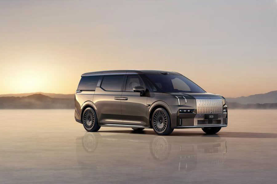 焕新极氪009上市：全栈900V高压架构，限时售价41.38万元起