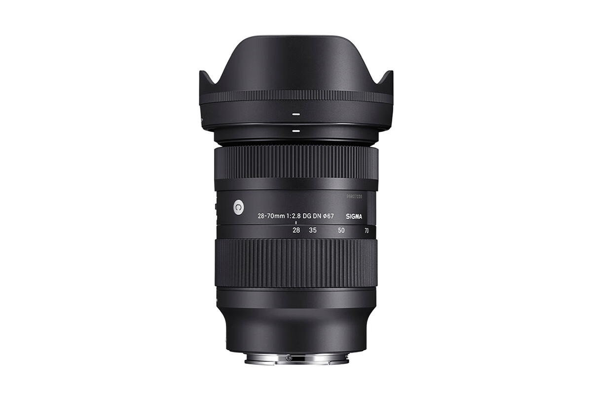 高性价比标准变焦头 适马28-70mm F2.8售价5180元