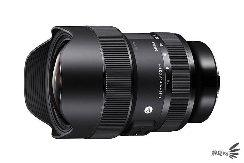 轻量化超广变焦 适马14-24mm F2.8售价6999元