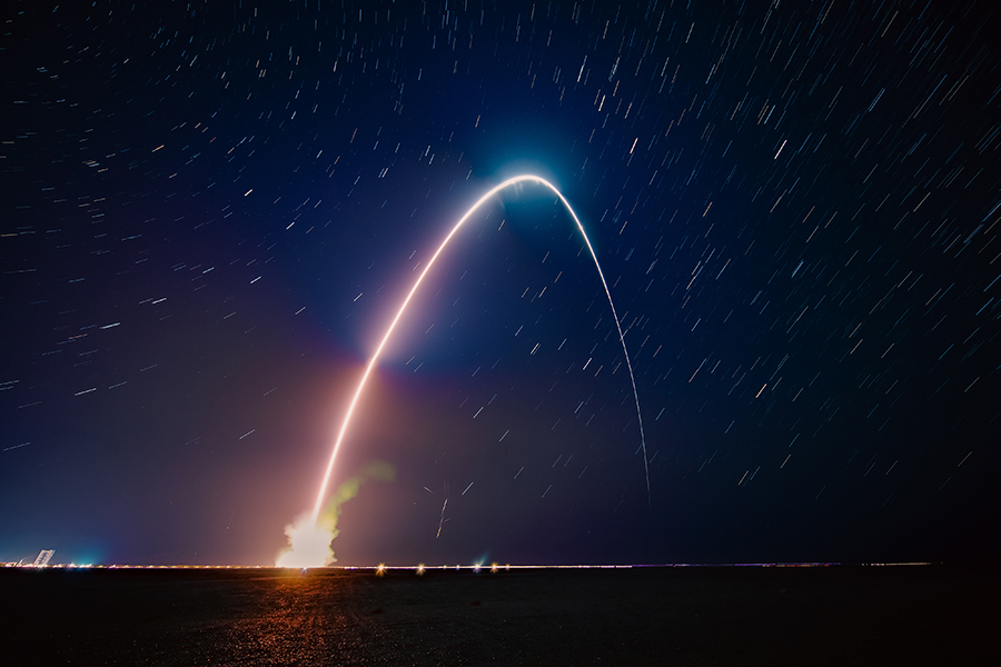 上九天，再揽月—神舟十九号载人飞船发射成功