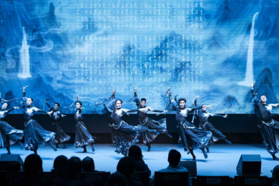 从传统舞台到线上直播间：索尼电影感直播助力江西省歌舞剧院打造“破圈”团播