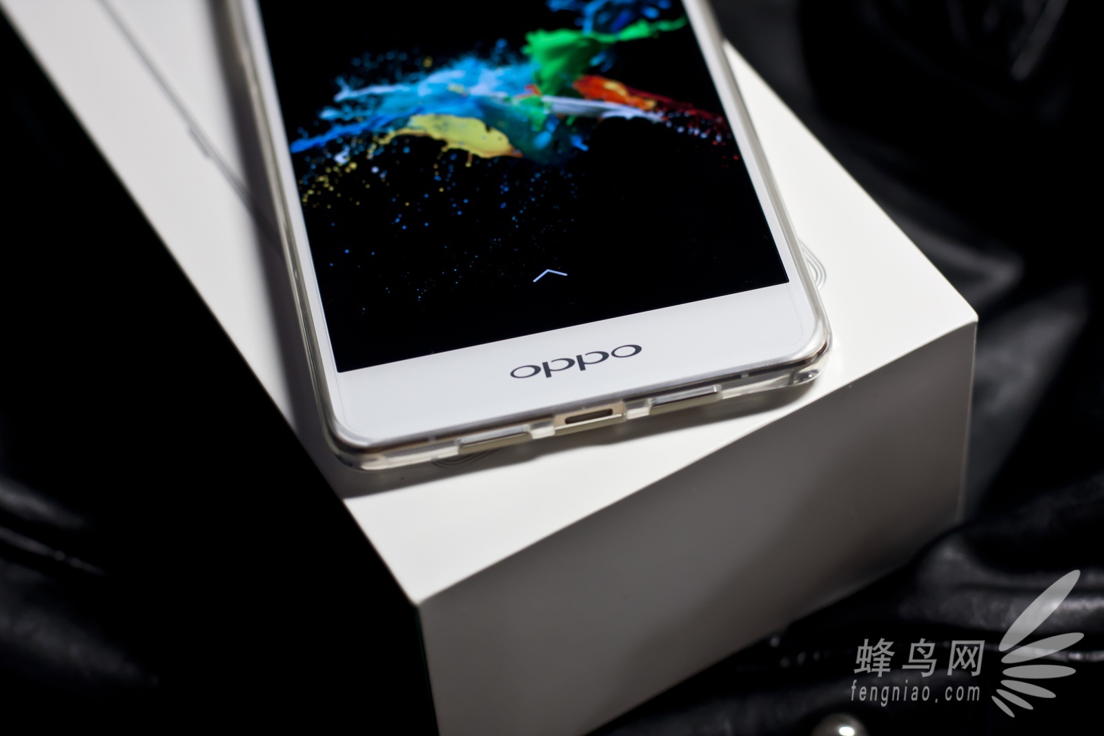 Oppo R7s pictures, official photos