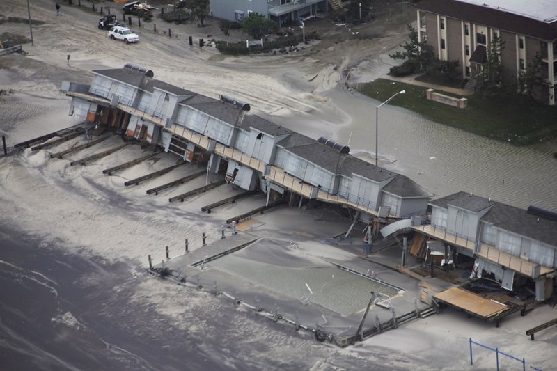 飓风“桑迪”过后 拍摄美国一爿废墟景象