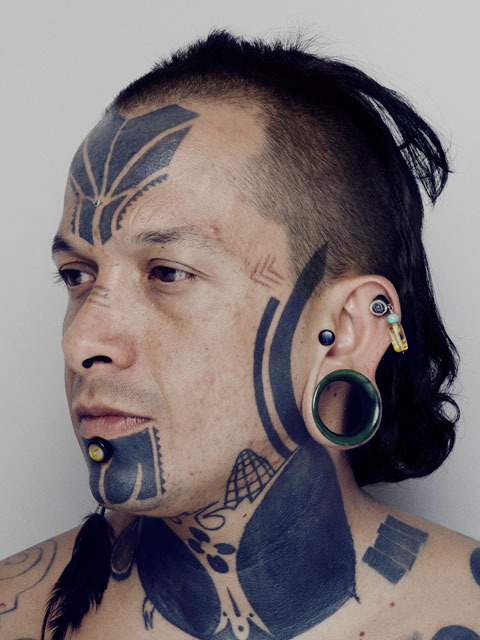 “骚气的标识” 墨西哥小镇百姓的面部纹身