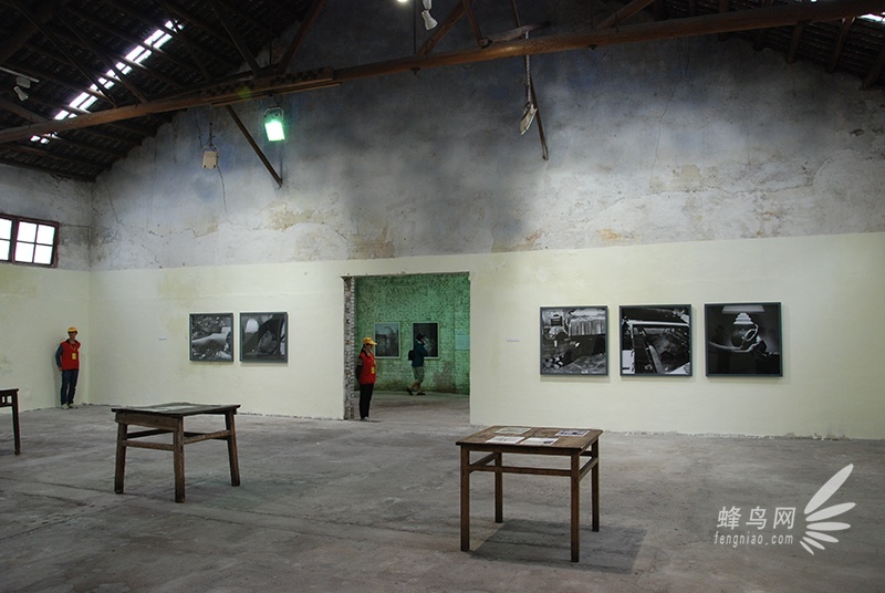 2012连州国际摄影年展现场之果品仓展区