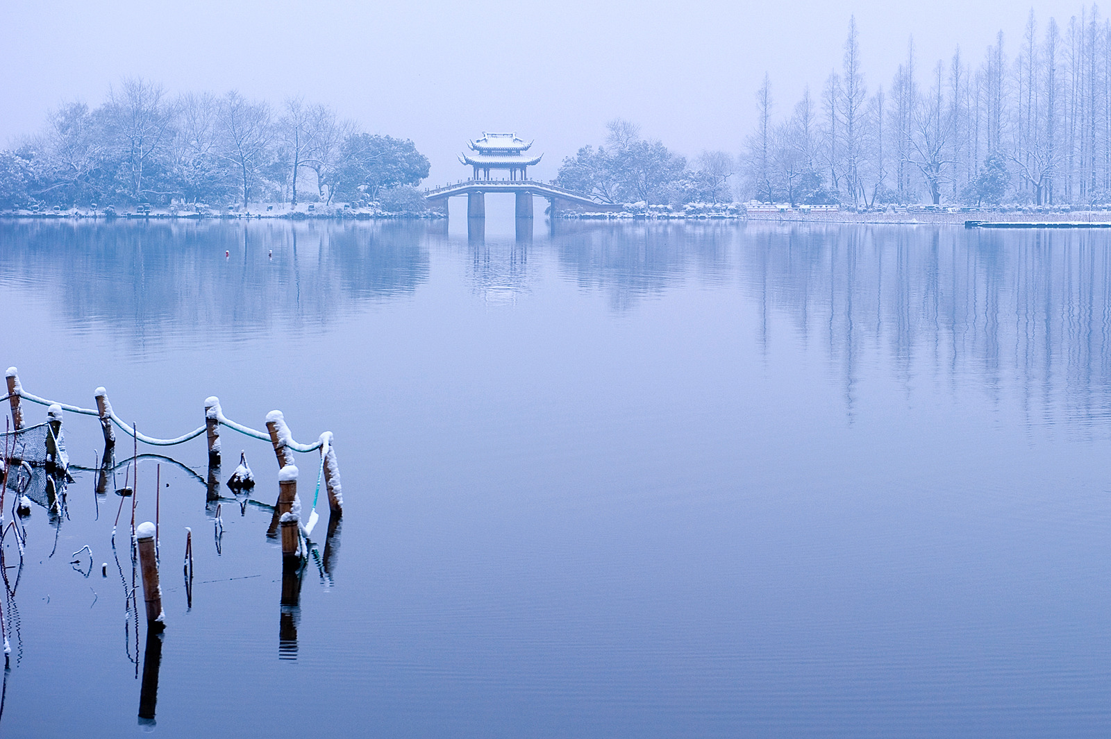 瑞雪降南国 2013杭州西湖雪景欣赏