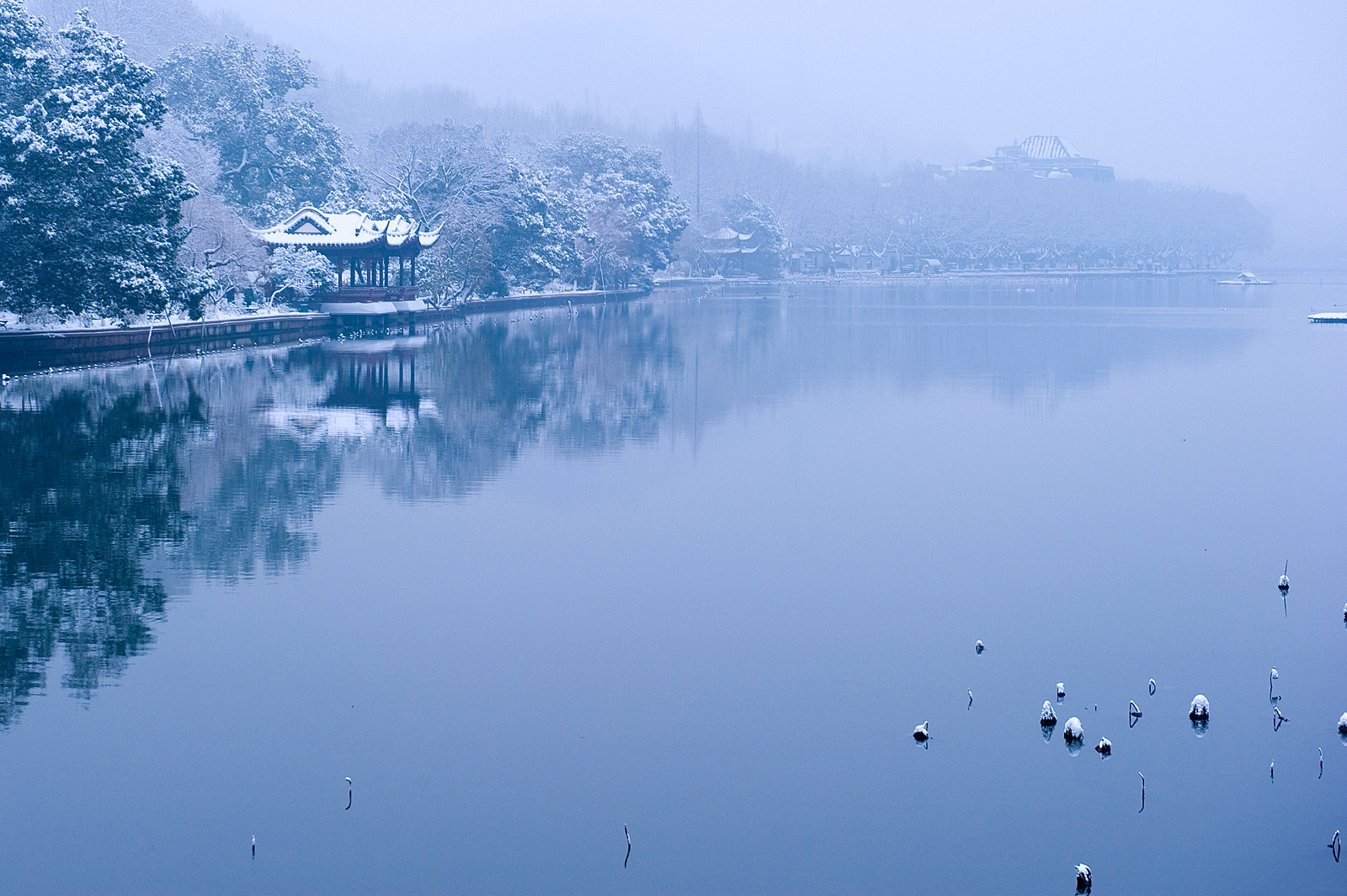 瑞雪降南国 2013杭州西湖雪景欣赏