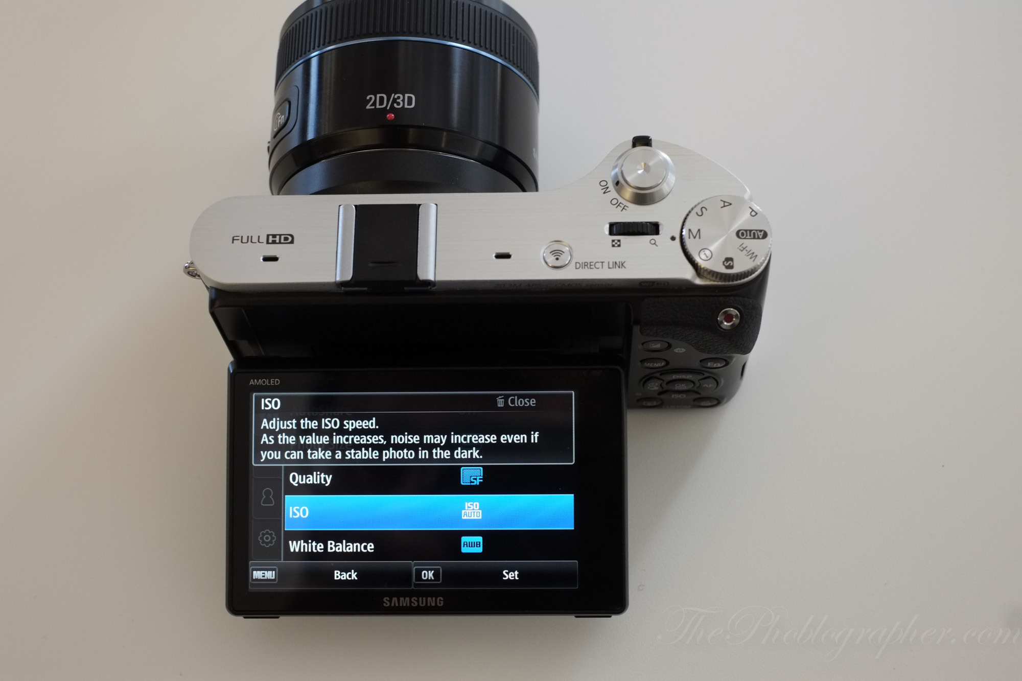 复古造型+3D成像 三星NX300新品真机图赏