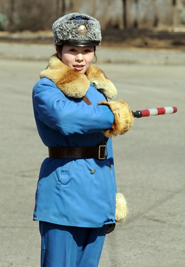 独特的城市名片 神秘威严的朝鲜女交警