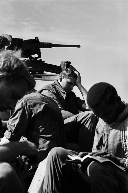镜头下的历史：尘封46年的越战老照片