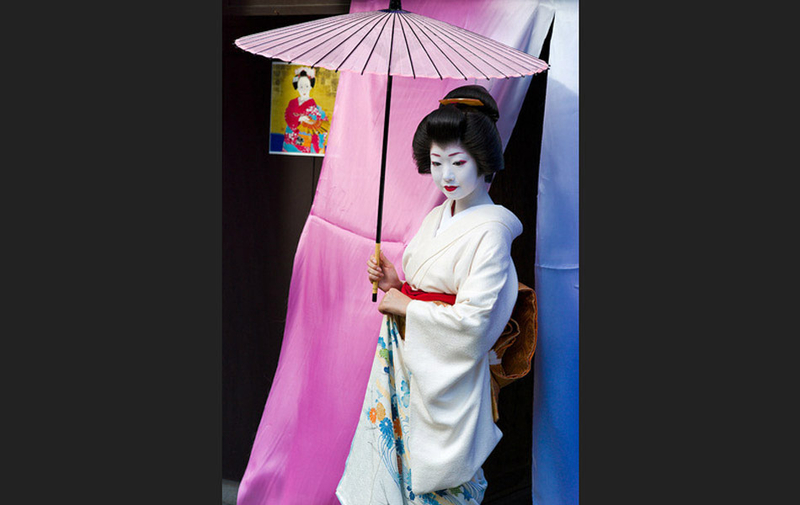 巴基斯坦摄影师拍下的日本艺伎浮世掠影