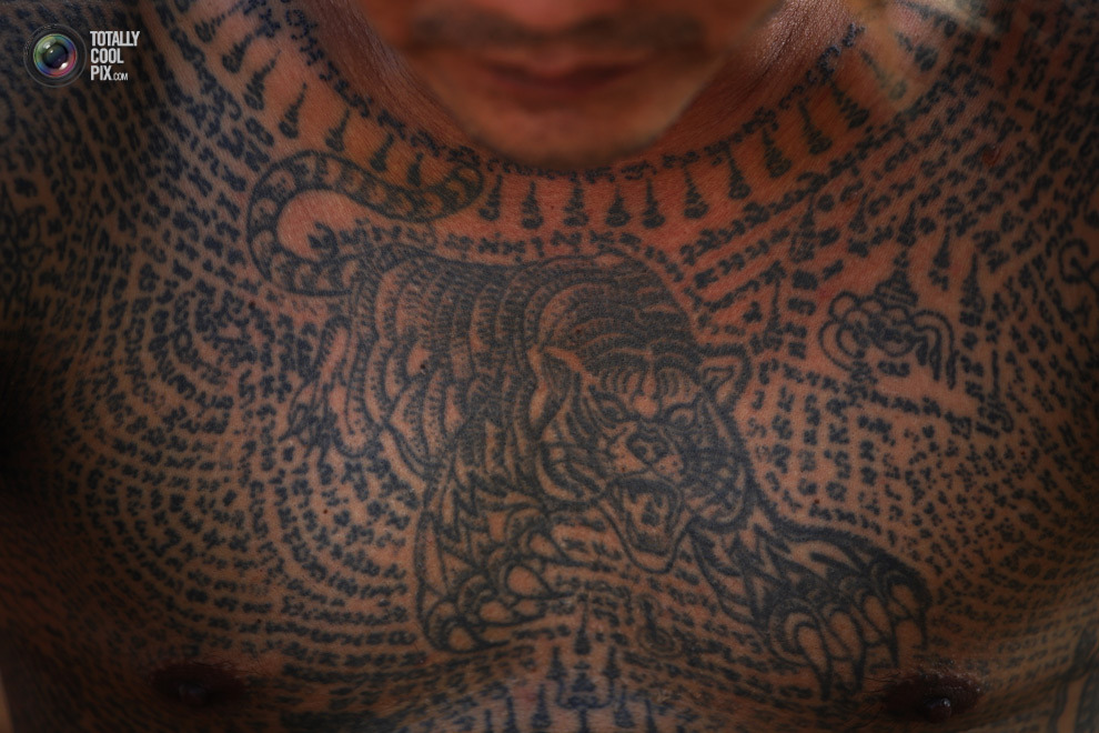 赐予我力量吧：图说神秘的泰国纹身仪式