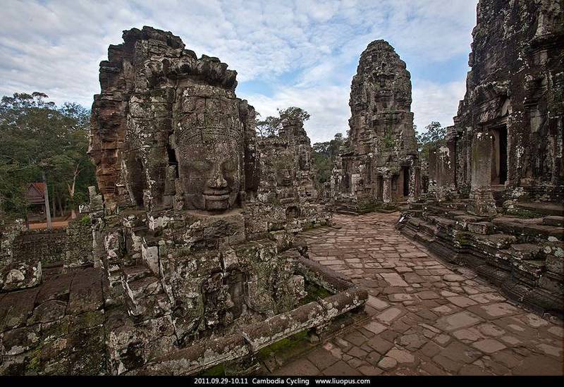 走入寂静圣地 柬埔寨吴哥窟神秘高棉微笑
