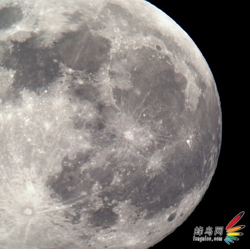 Magnifi望远镜 让手机真正可以拍月亮