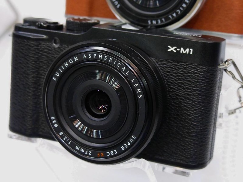 最便携X系列新品 富士X-M1单电真机图赏
