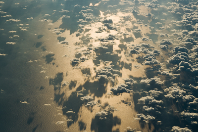 真正的“云海” 航拍加勒比海上的云朵奇观