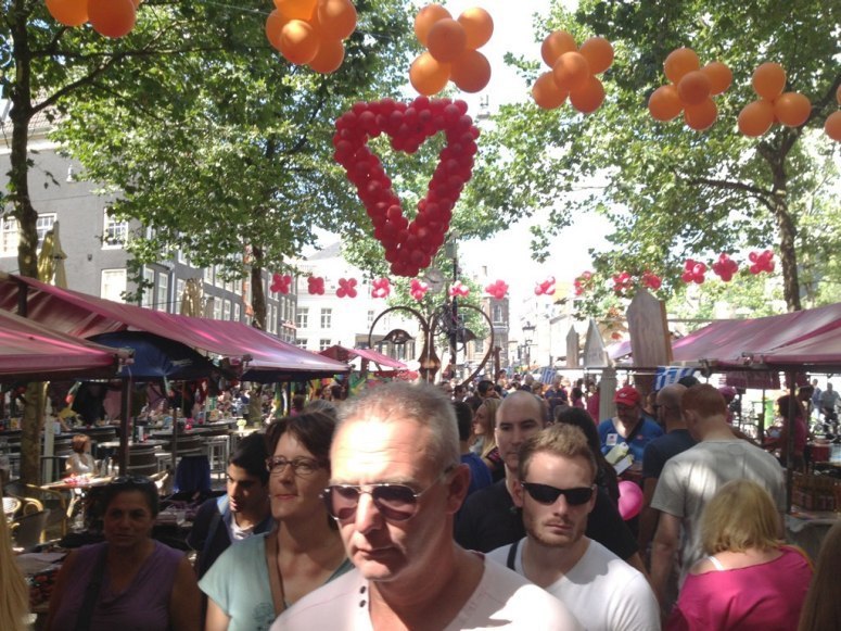 遨游最开放国度 阿姆斯特丹同性恋大游行