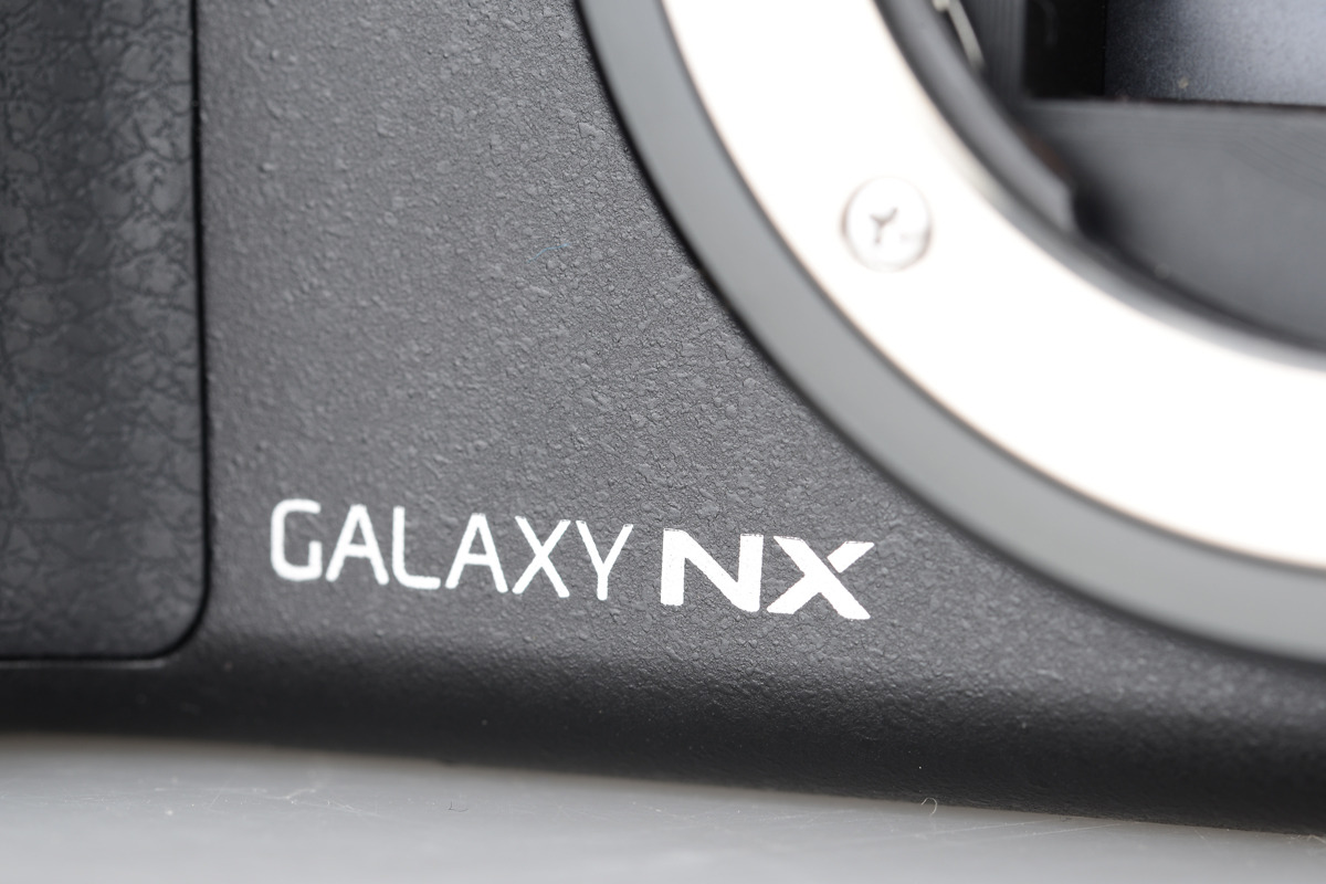 安卓换镜智能机 三星Galaxy NX测前图赏
