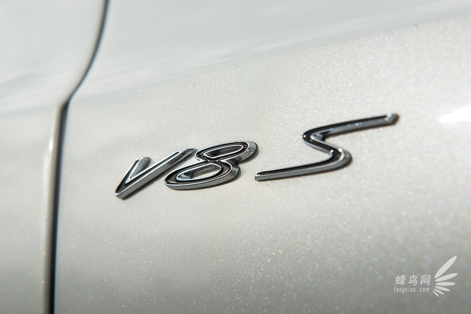 循规蹈矩稳中求新 宾利欧陆GT V8S跑车发布