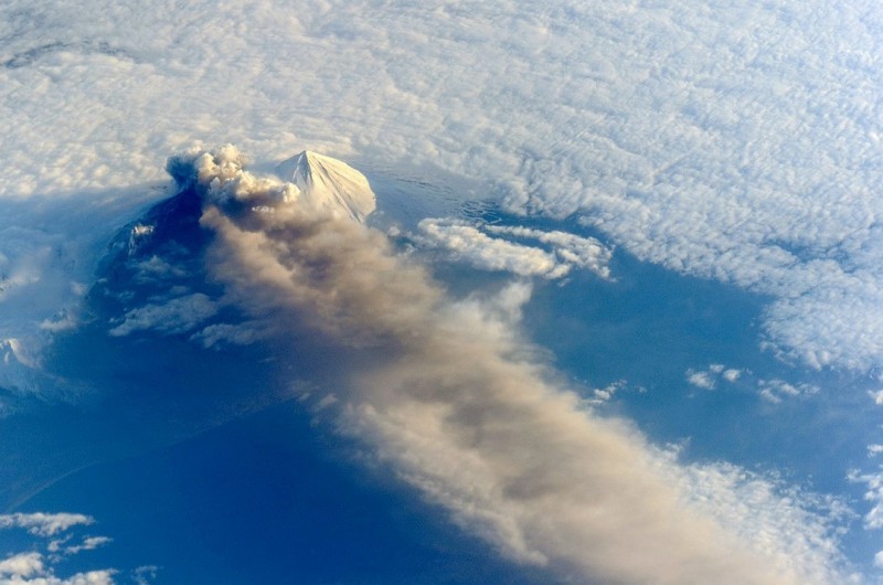 NASA出品:全球诸多火山喷发太空俯瞰图