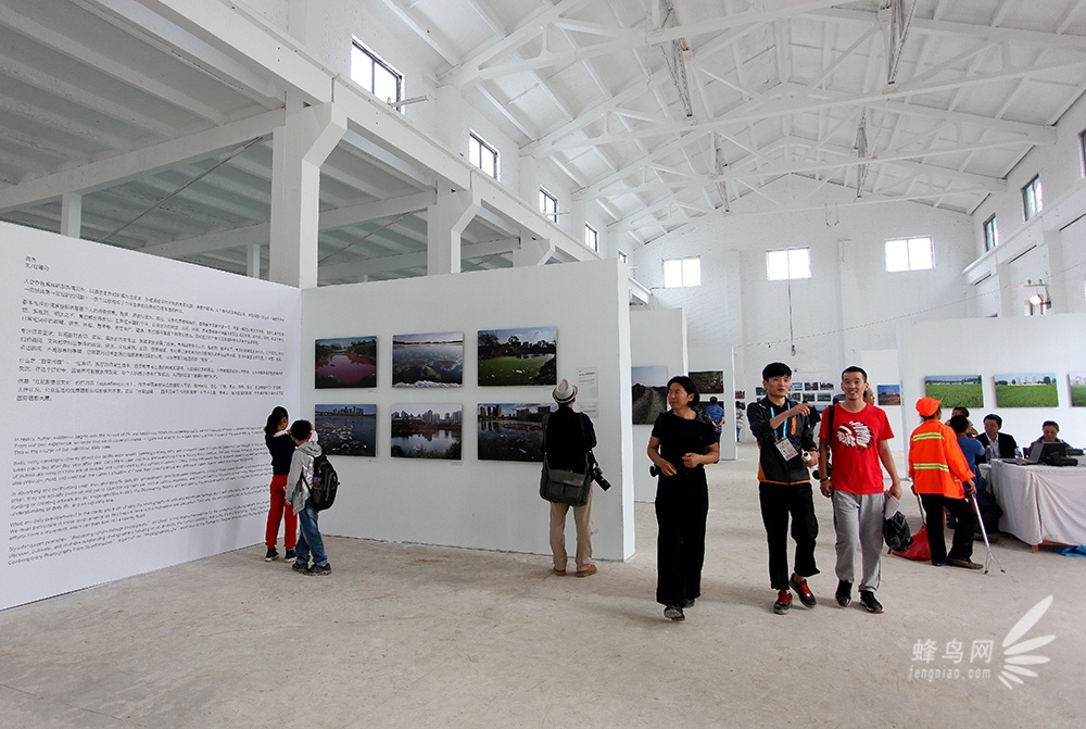 平遥摄影节现场报道：柴油机厂展区（上）