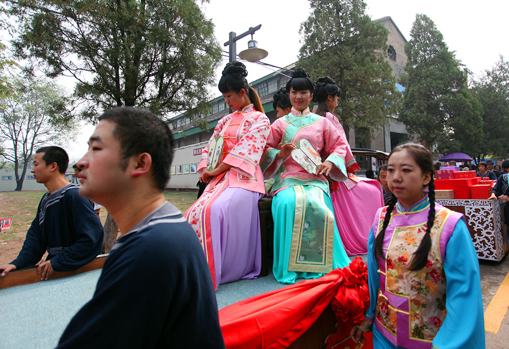 平遥摄影节现场报道：影像之外的“生活”