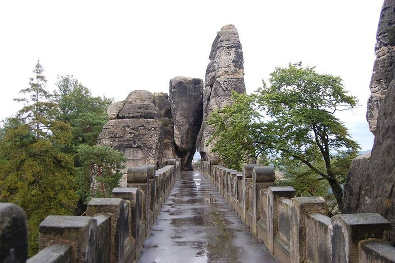 德国的奇景 走进欧洲最美石林巴斯台堡垒