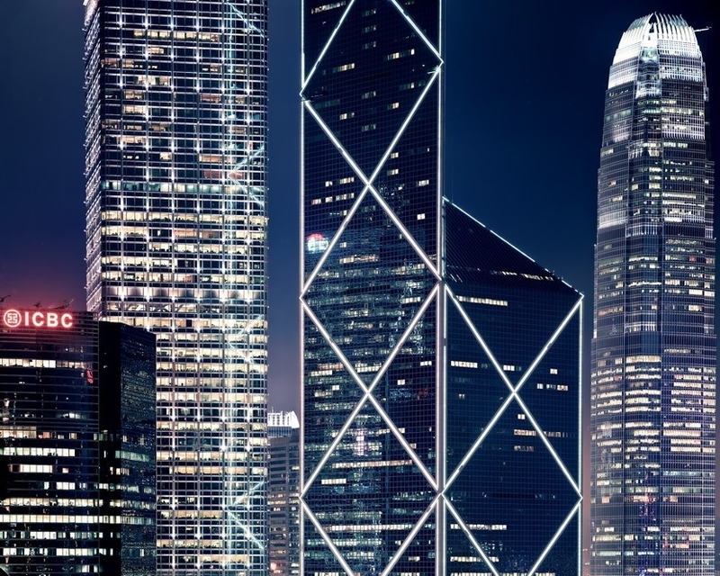 停驻城市时光：流光溢彩的不夜城香港