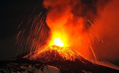 回味震撼 2013年全球火山喷发壮观场景