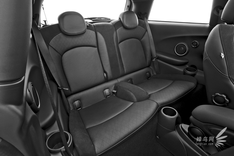 配2.0升增压发动机 全新MINI Cooper S发布