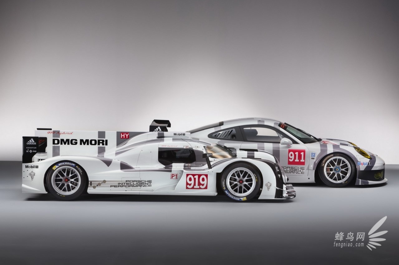 征战勒芒24耐力赛 保时捷911 RSR赛车发布