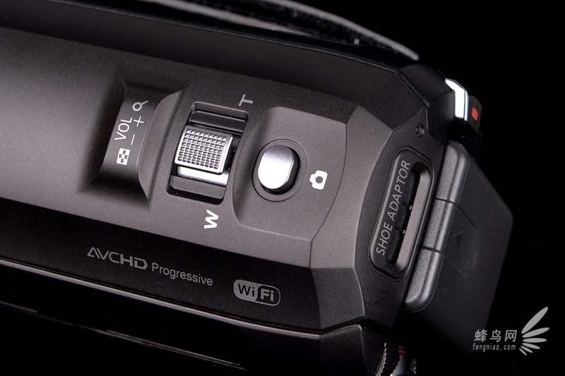 松下HC-W850双摄像头高清摄像机图赏