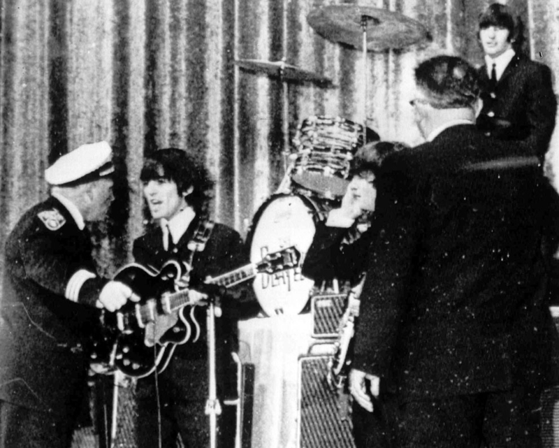 50年前的疯狂追星族：披头士珍贵老照片