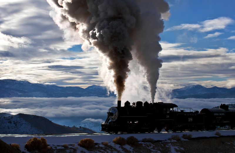 缓慢旅行  拍摄蒸汽火车的气势与美态