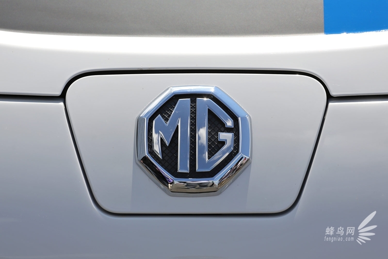 造型大胆年内上市 看银石赛道MG概念车展示