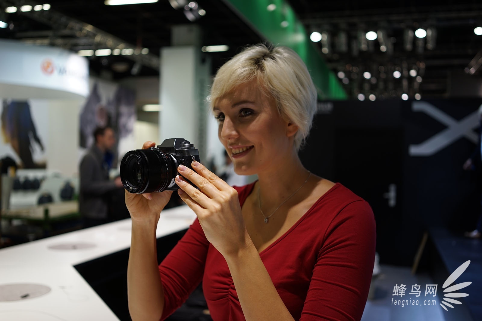 photokina2014:复古风富士X100T产品图赏