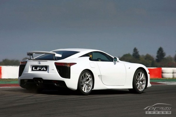 ˼Ҿ ׿˹LFA޳