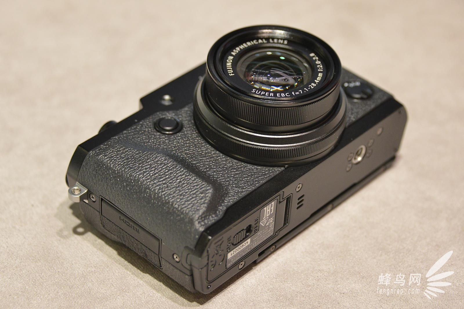 photokina2014:旗舰DC富士X30真机登场