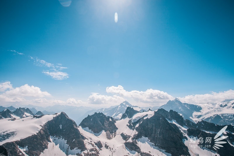 冬季到瑞士来看雪 雄伟壮阔的阿尔卑斯山