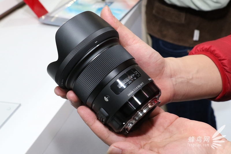 CP+2015：黑科技新镜适马24mm F1.4亮相