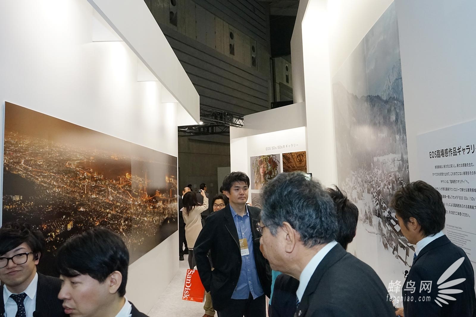 CP+2015：佳能展台新品多多现场热闹非凡