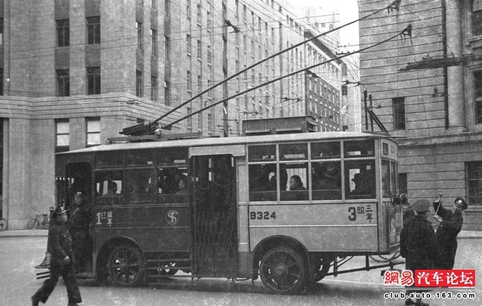 刹那即永恒 图看1940年前后上海的公共汽车