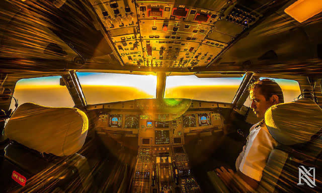 飞行员摄影师：八千英尺之上的广角风景