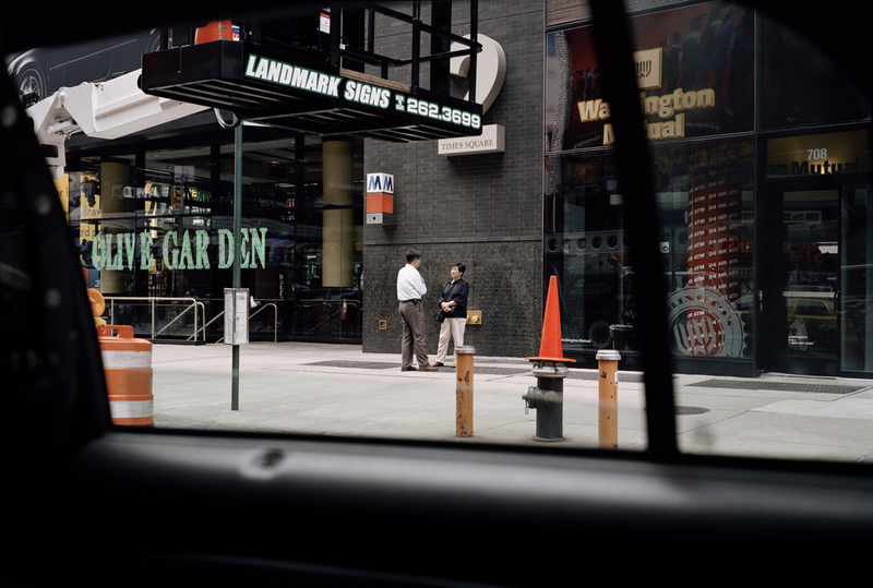 出租车里的街拍 独特的视角拍出的纽约街头