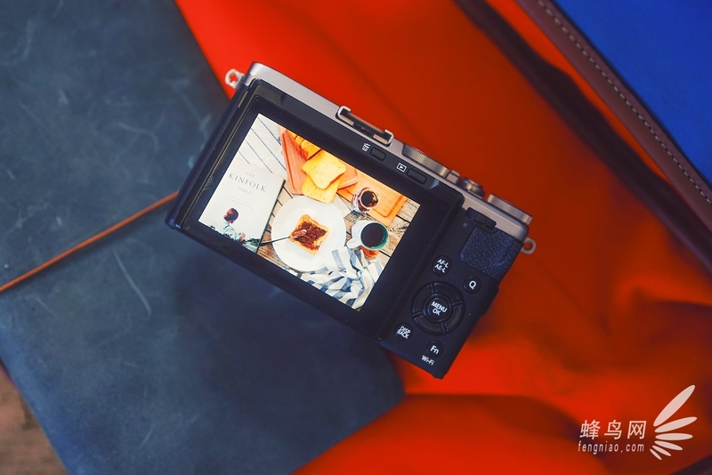 复古化的28mm视界 富士X70相机外观赏析
