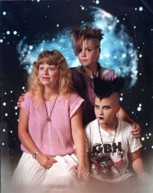 重温老照片 英国80年代雷人的家庭旧照