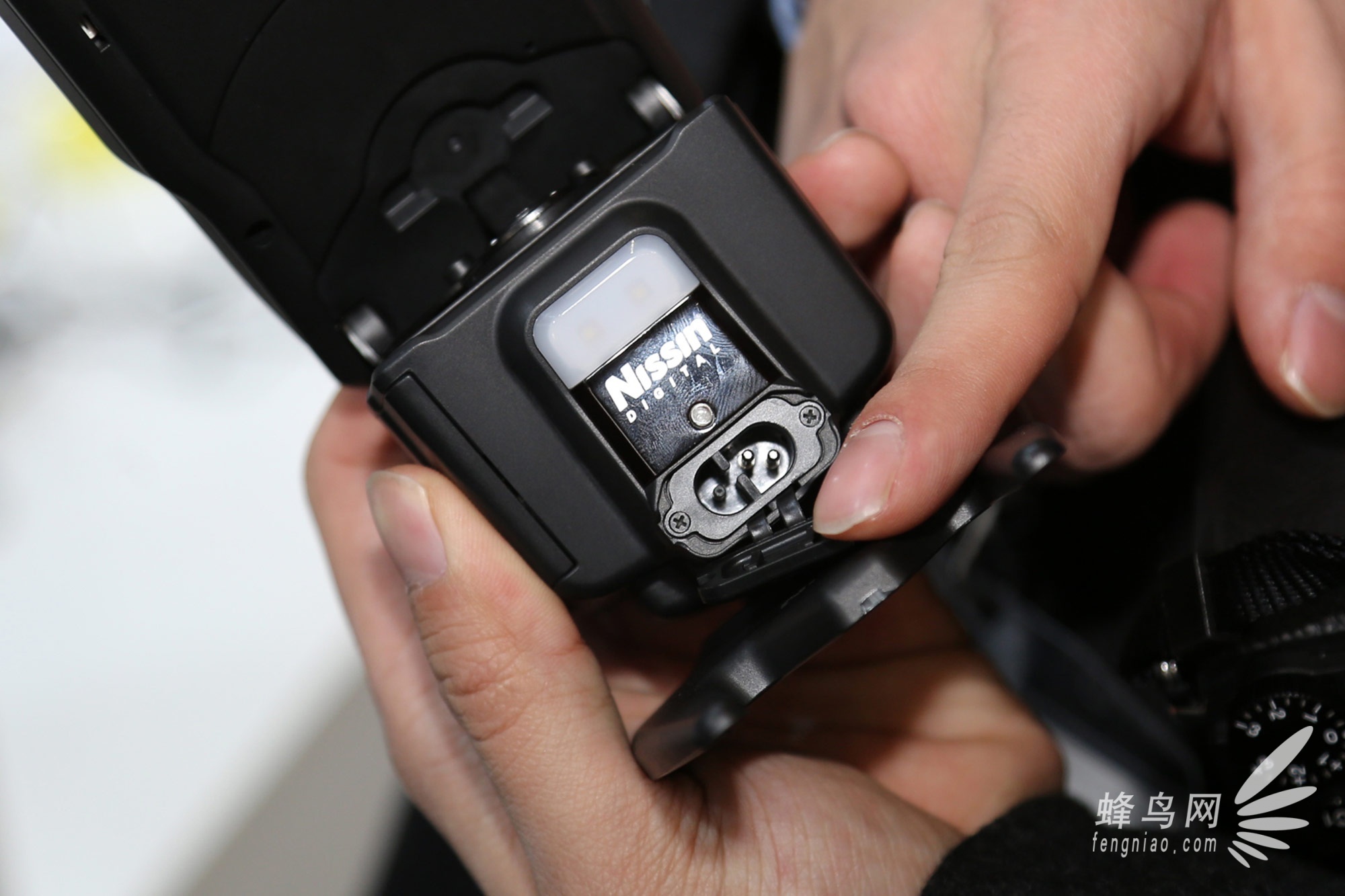 CP+2016:微单相机专用 日清i60A闪灯图赏